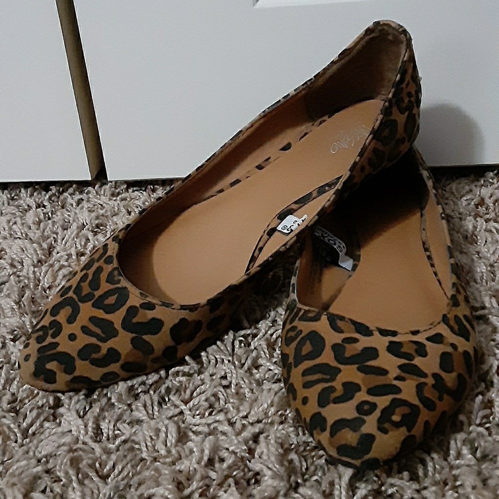Print shoes